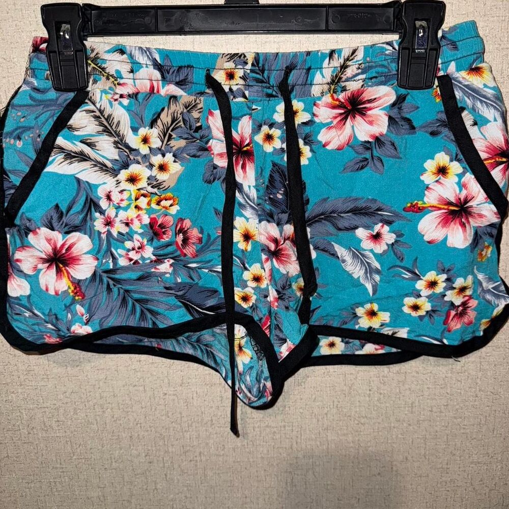 Unbranded Women's multi Shorts